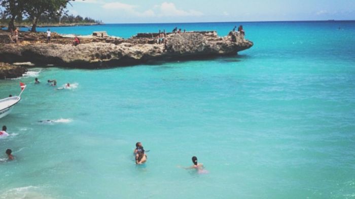 La caleta national marine park